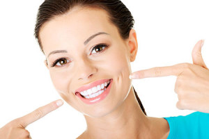 5 Natural teeth whitening home remedies